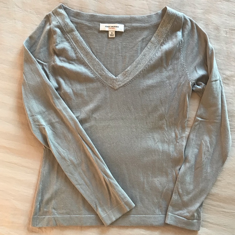 New Isaac Mizrahi Light Sweater